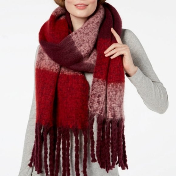 NWT STEVE MADDEN COLOR BLOCK WOVEN SCARF - Picture 1 of 4